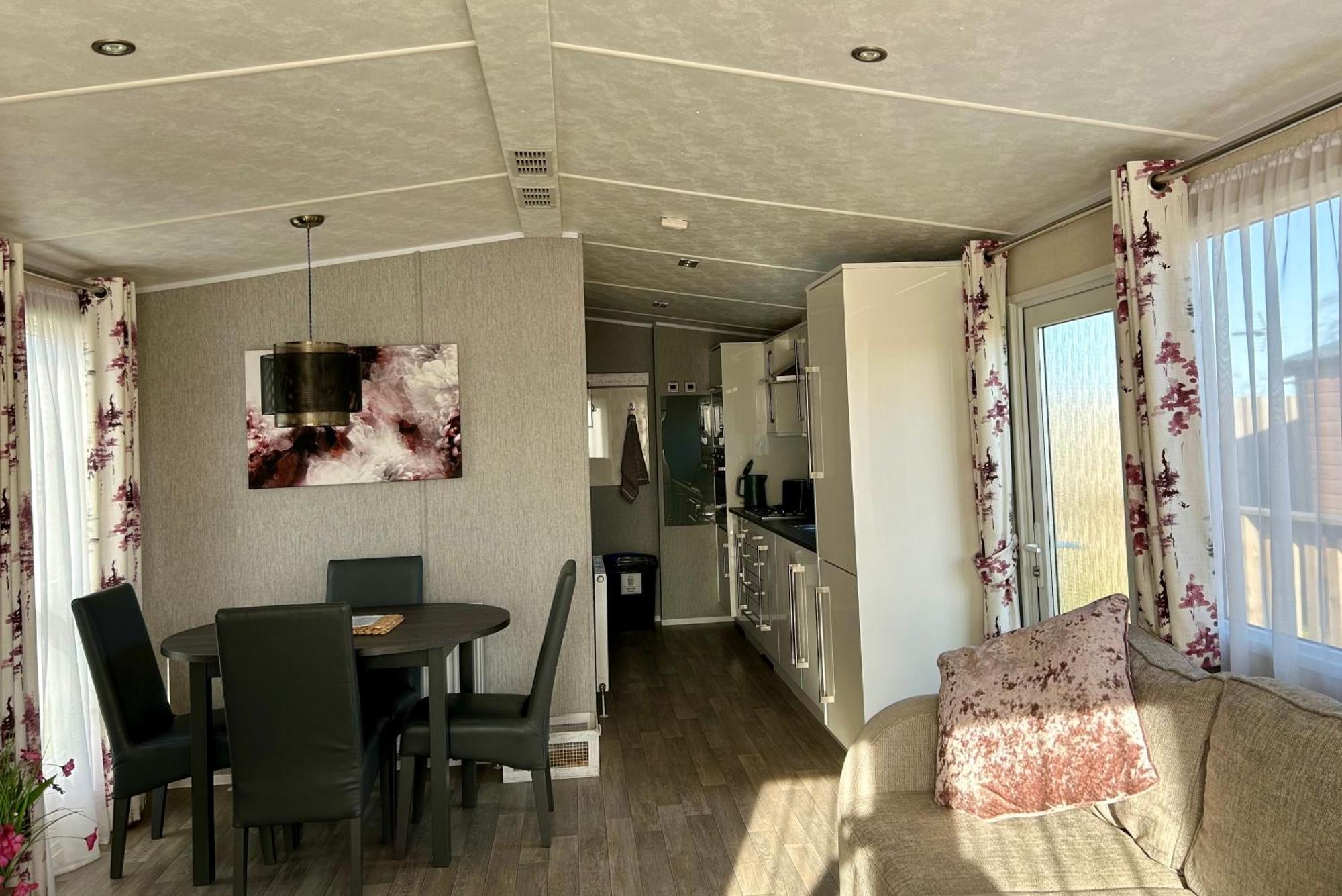 Number 42 @ Lilliardsedge Villa Джедбърг Екстериор снимка